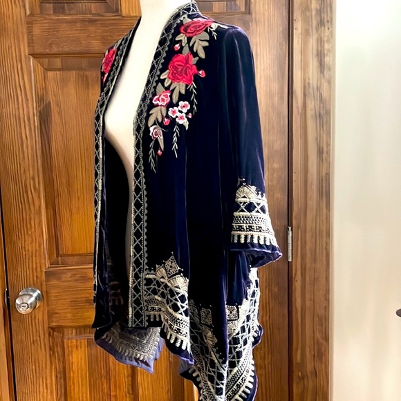 JOHNNY WAS JWLA Meri Floral Embroidered Velvet Draped Cardigan Purple NEW RARE! - Picture 8 of 12